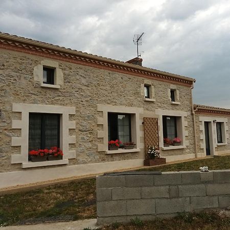 Liré Au Bois D'Oree מראה חיצוני תמונה